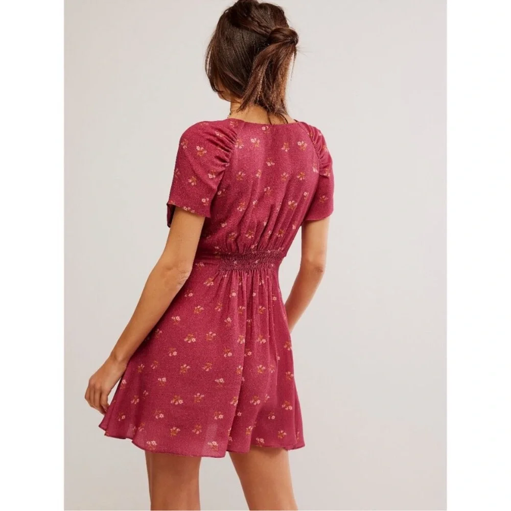 FREE PEOPLE Everyone’s Favorite Mini Dress Red Combo Floral Girly Boho Large